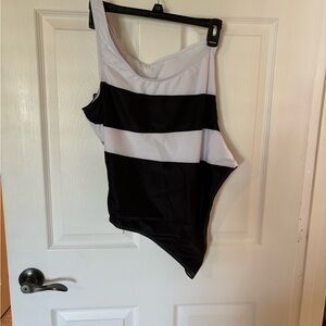 Black and White One-Shoulder Swim One Piece